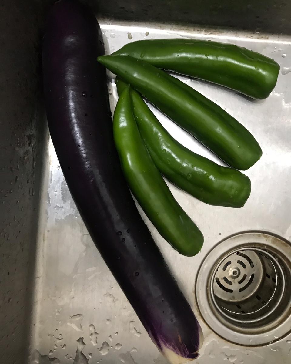 是但煎酿孖宝（酿茄子、酿辣椒）