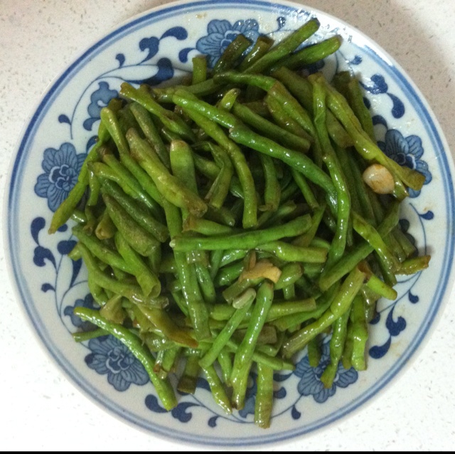 蒜炒豇豆（长豆角）