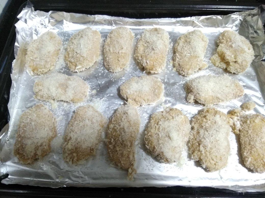 面包糠烤鸡翅