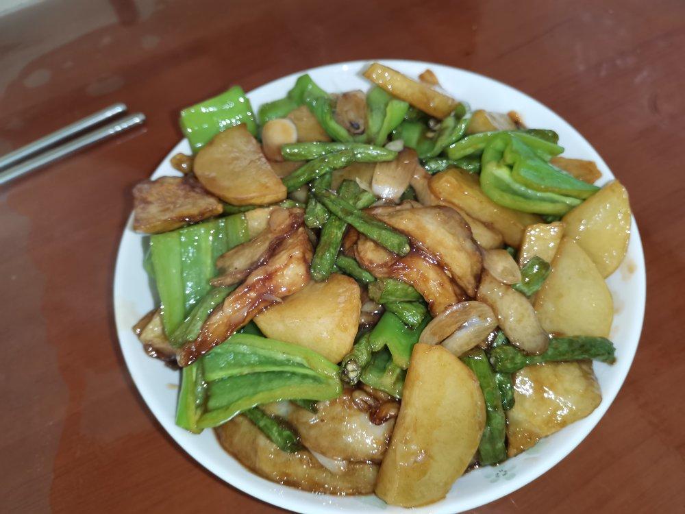超级下饭的地三鲜