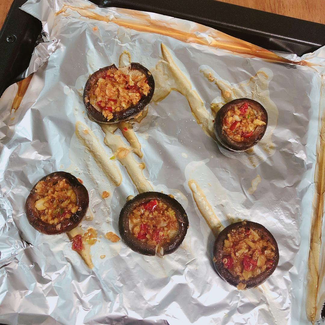 蒜蓉孜然烤香菇