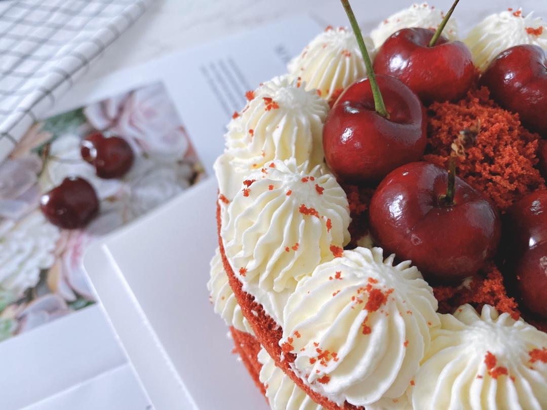 曼食慢语丨车厘子红丝绒蛋糕