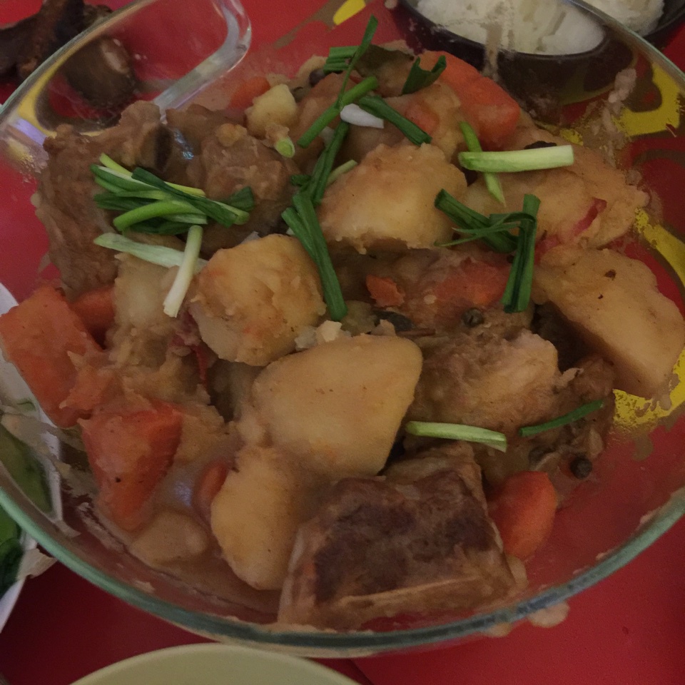 胡萝卜土豆炖排骨