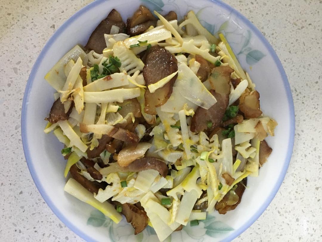 鲜笋炒腊肉（超简单又下饭）