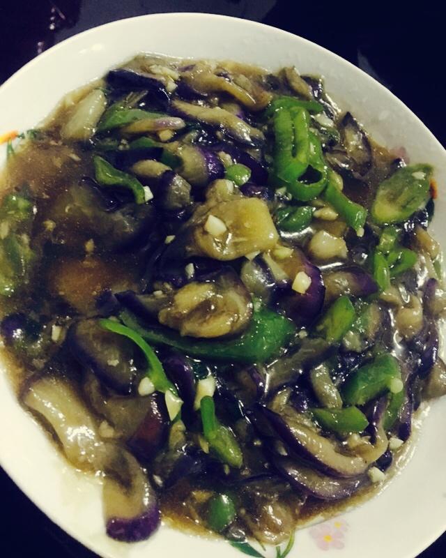 红烧茄子（教你炒茄子不变色的小妙招）