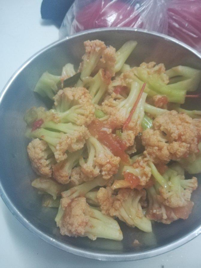 有机花菜炒西红柿