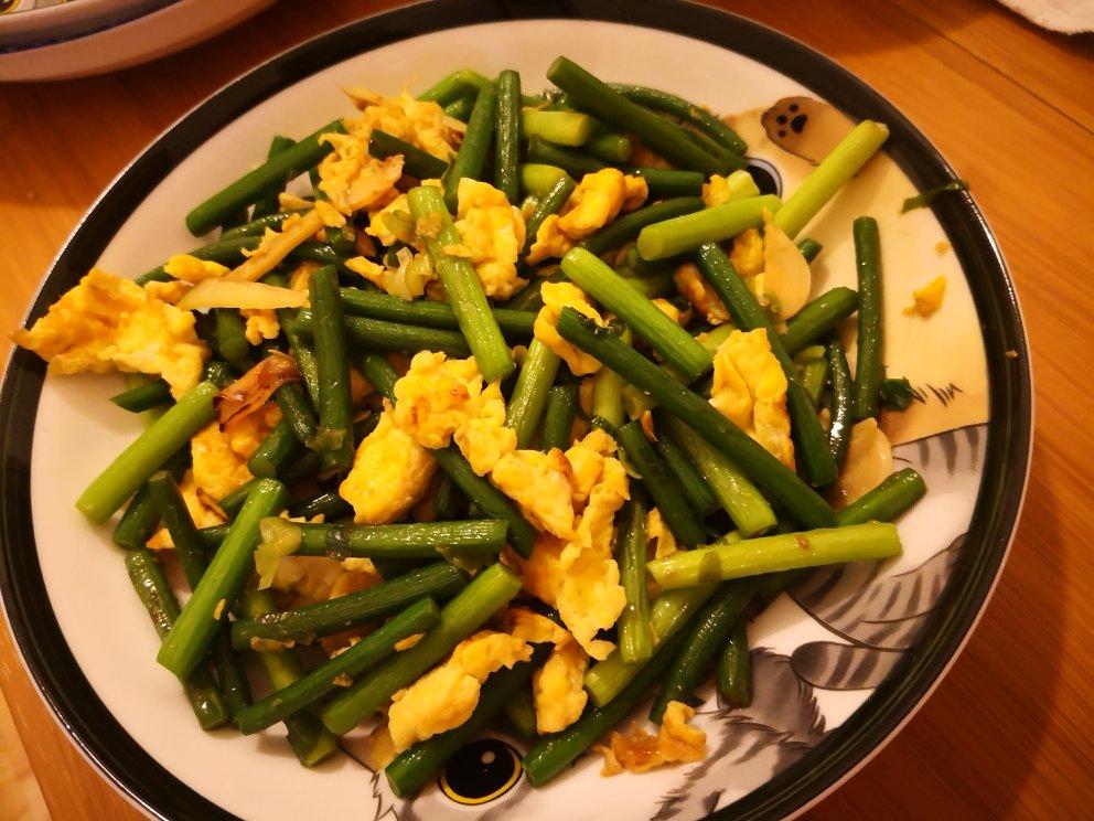 蒜薹炒鸡蛋