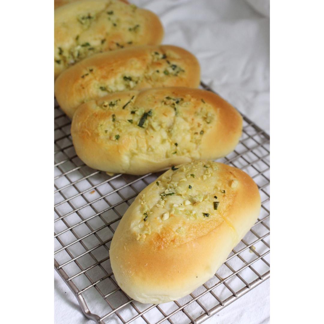 蒜香面包