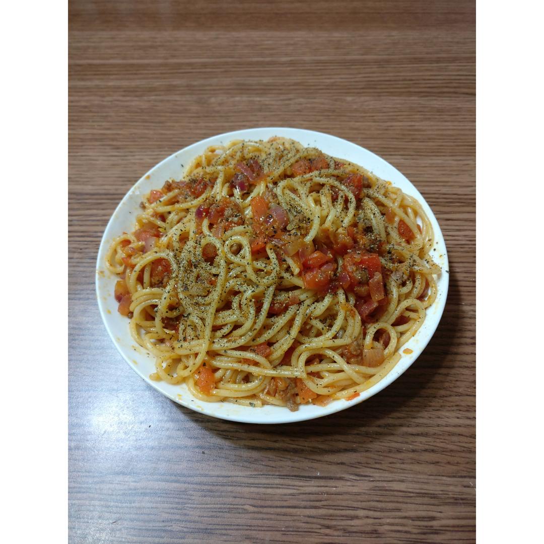 番茄肉酱意大利面