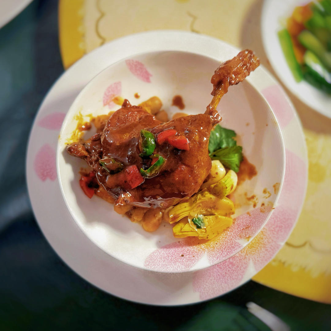 酱香鸭腿(舔手指的那种)