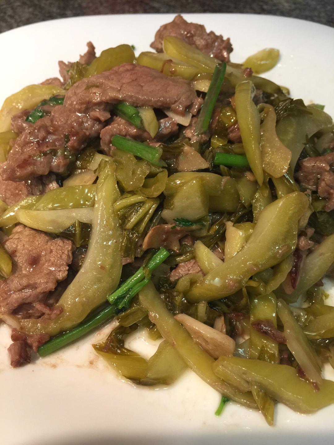 酸菜炒牛肉