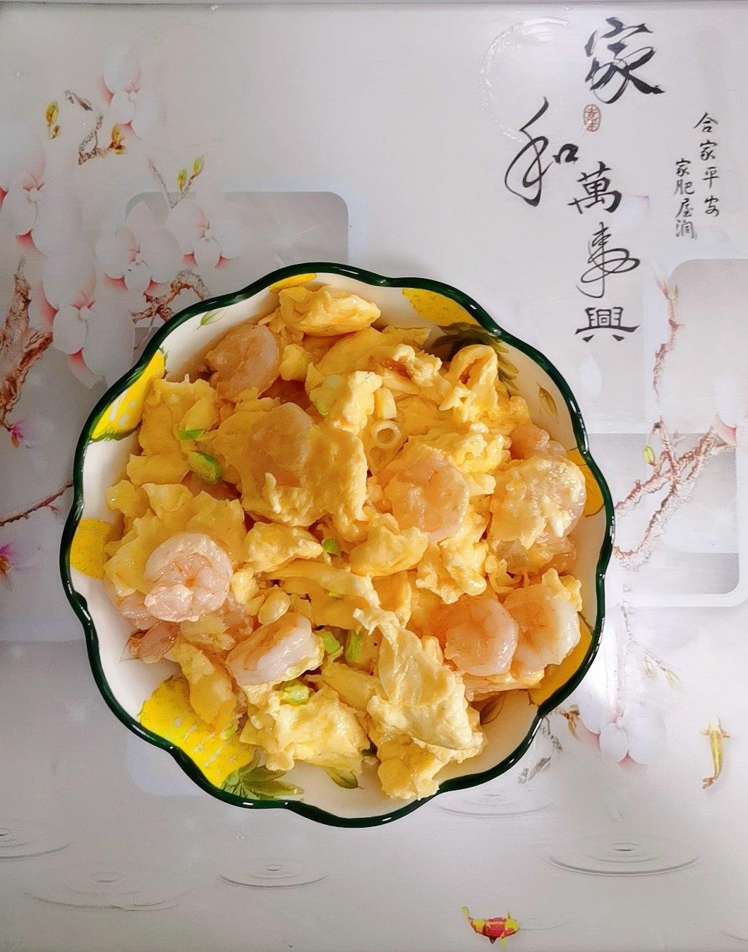 厨师长教你：“虾仁滑蛋”的家常做法，充满嫩滑饱满的口感