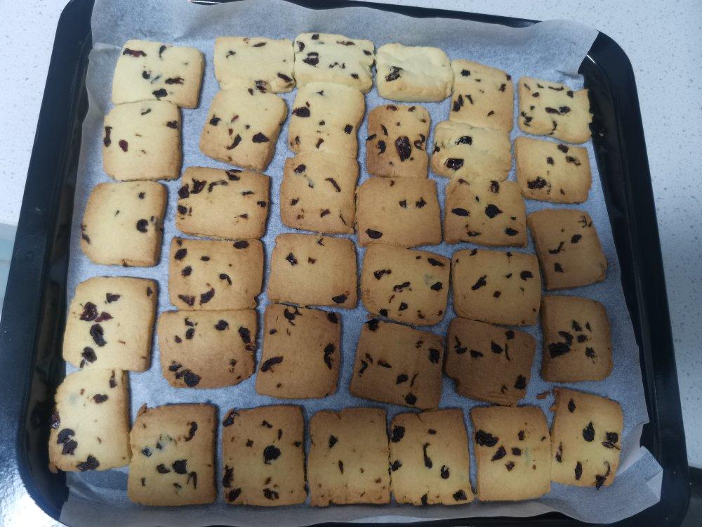 奶香浓郁酸甜酥脆的蔓越莓黄油曲奇