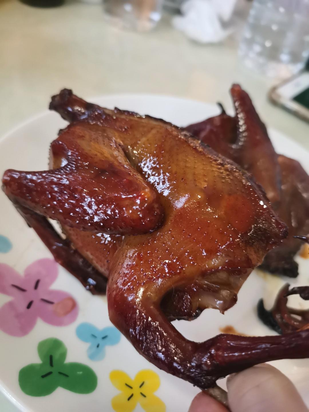 看似复杂其实简单三步的脆皮乳鸽/烤乳鸽