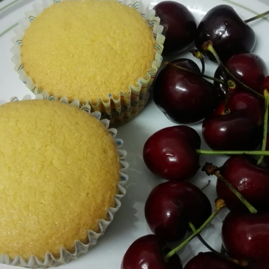 海绵纸杯蛋糕