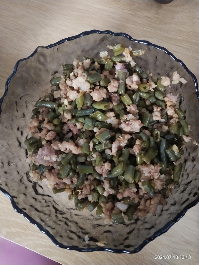 简单又下饭的酸豆角炒肉末