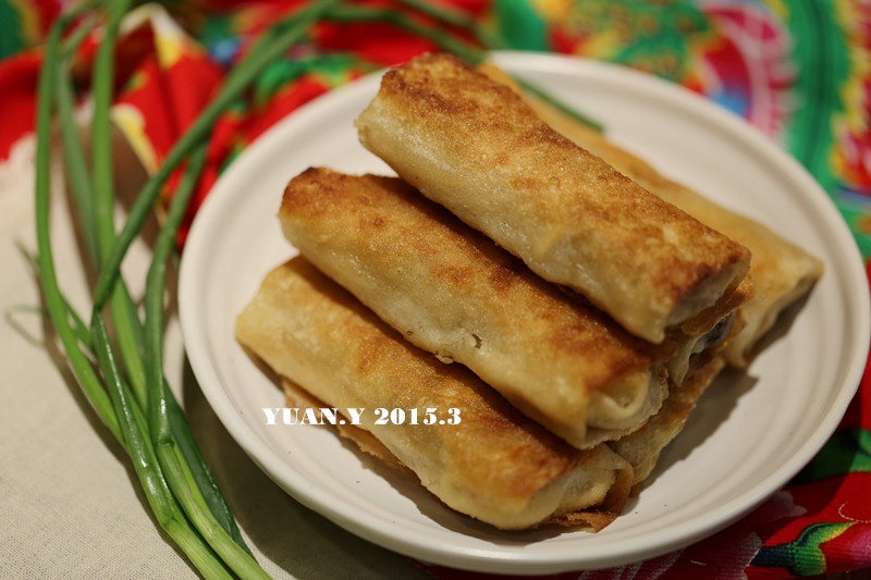 黄芽菜肉丝春卷