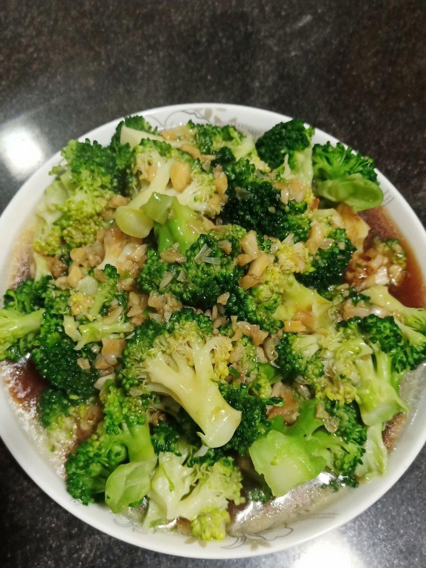 蚝油蒜蓉西兰花