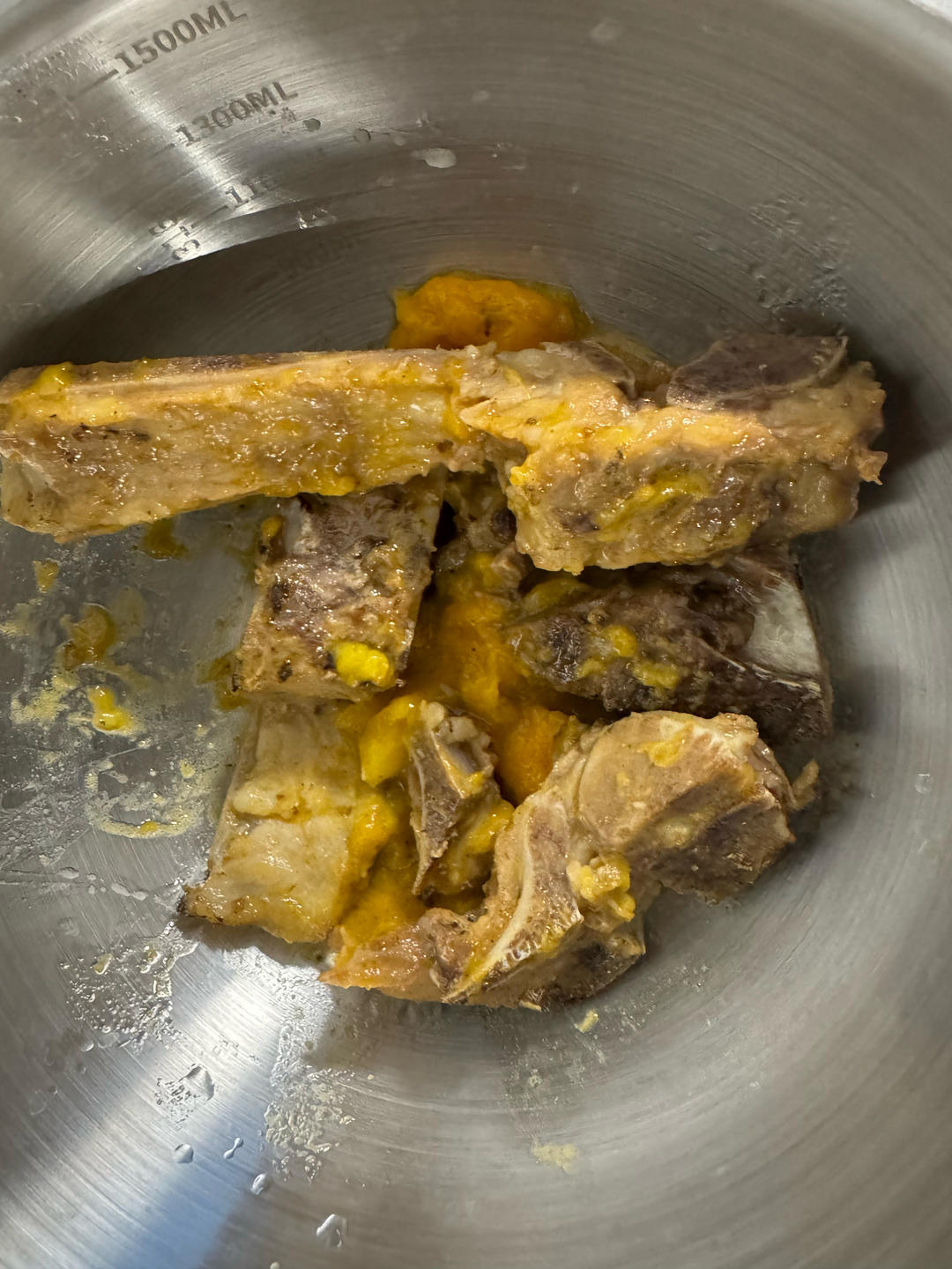 芒果烧肉煮猪骨（排骨）的做法