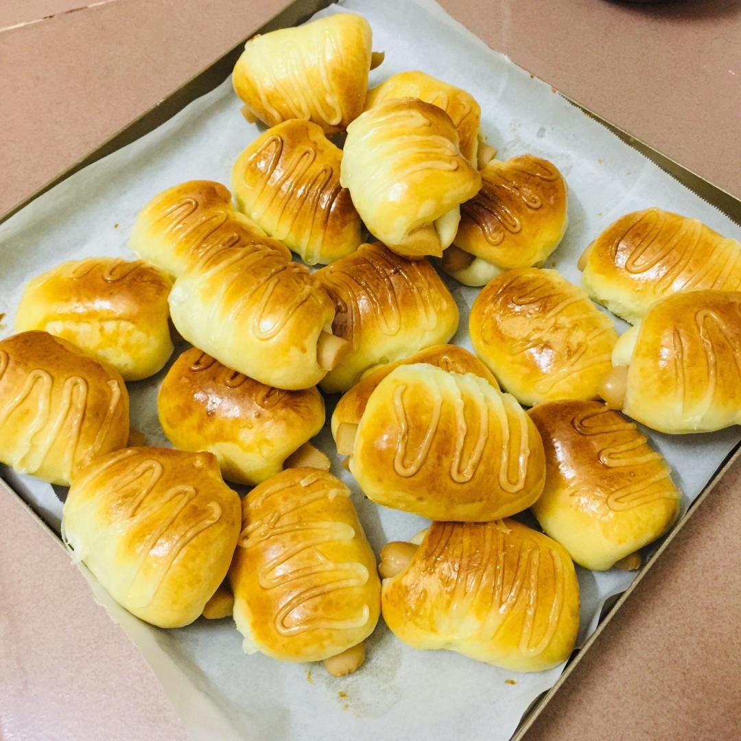 迷你肠仔包(手工揉面)
