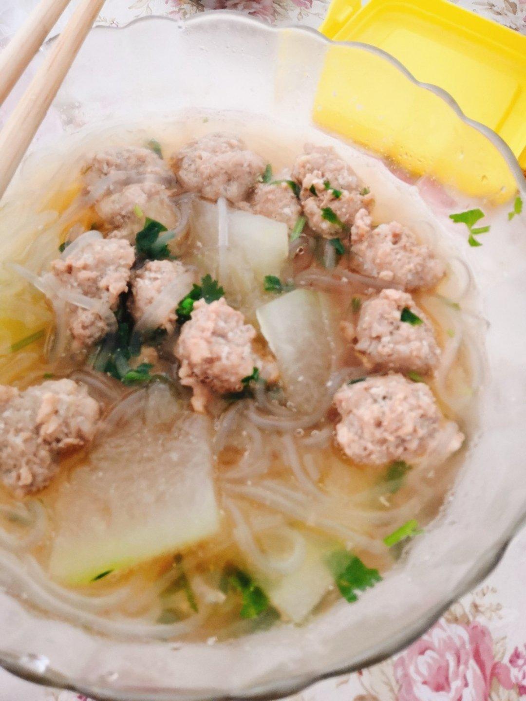 冬瓜丸子粉丝汤