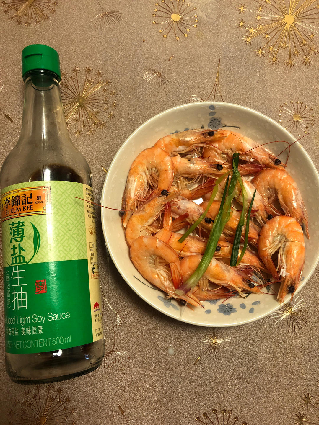 大虾这样做鲜嫩Q弹 | 再配上经典蘸料～直接被惊艳！