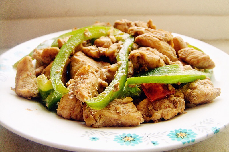 两煸一焖鸡肉滑嫩