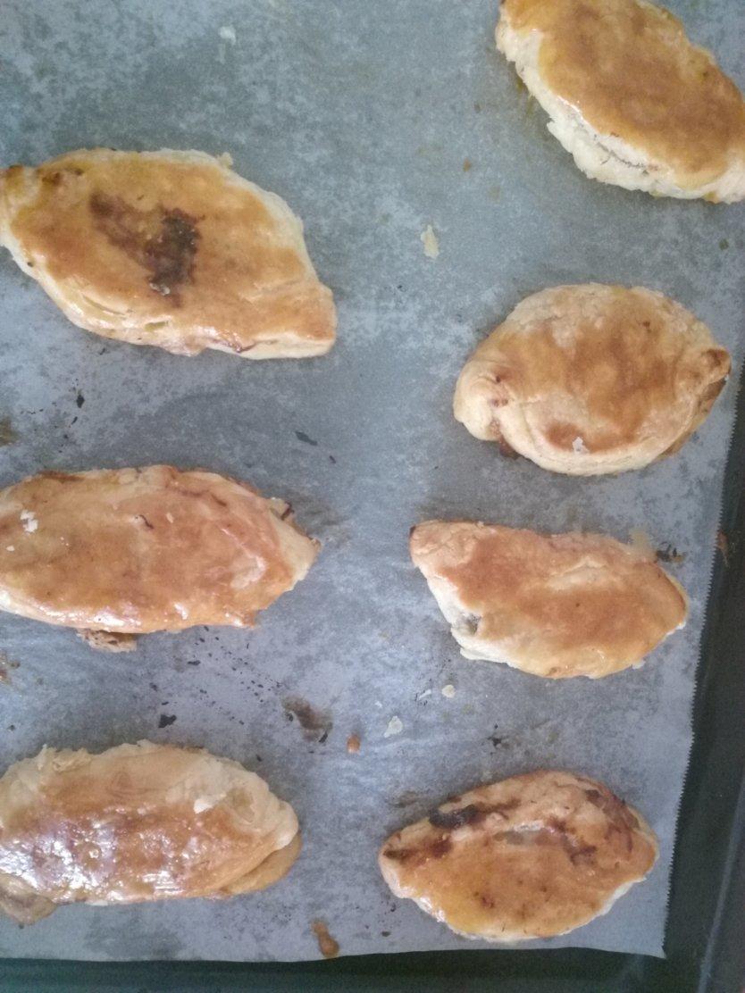 又香又酥脆的香蕉酥