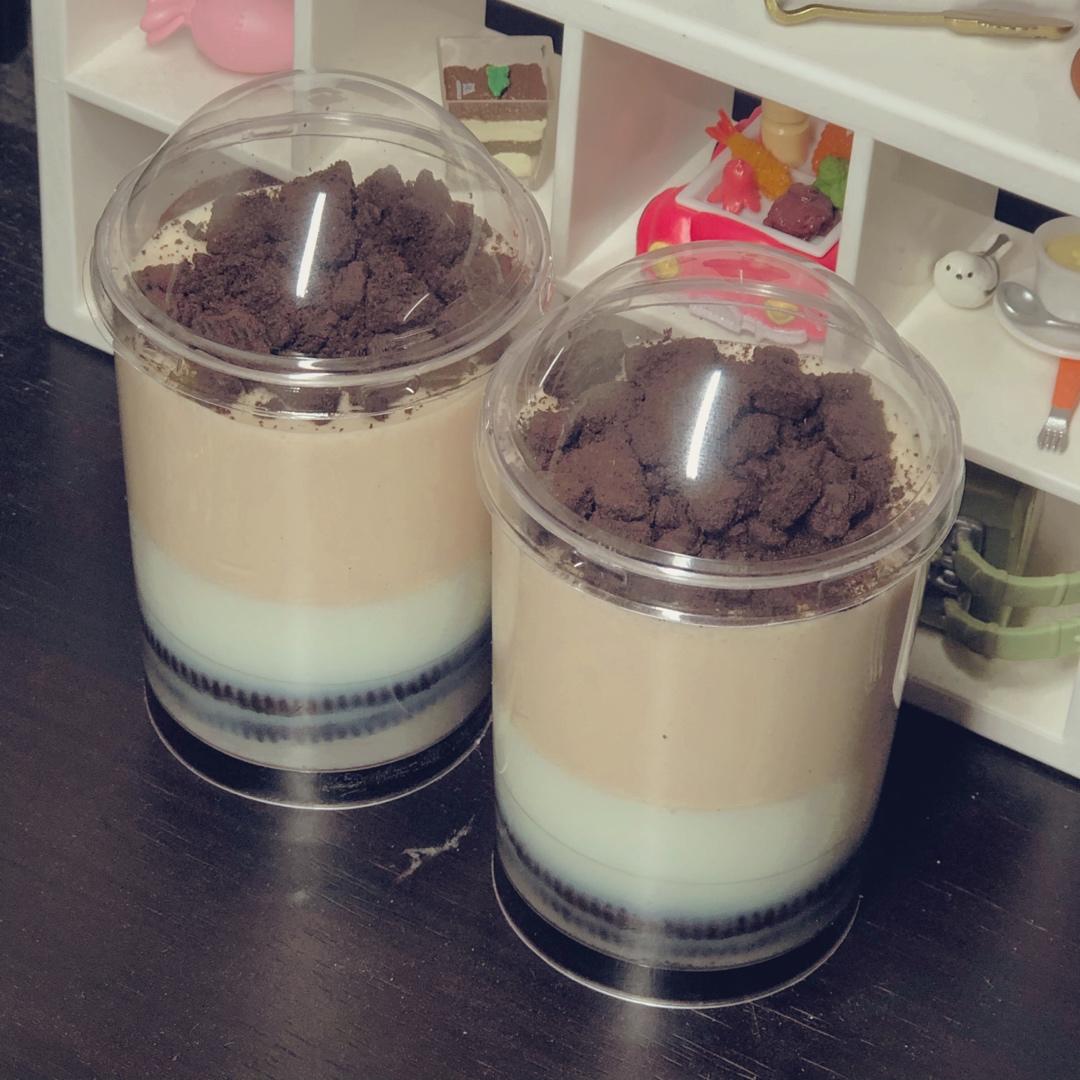 香甜奶茶慕斯蛋糕