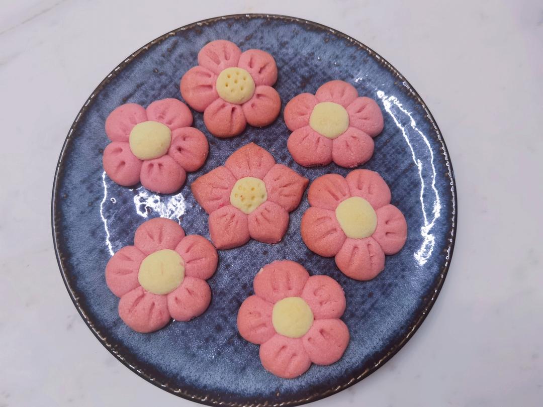送你一朵小红花，花朵曲奇饼干