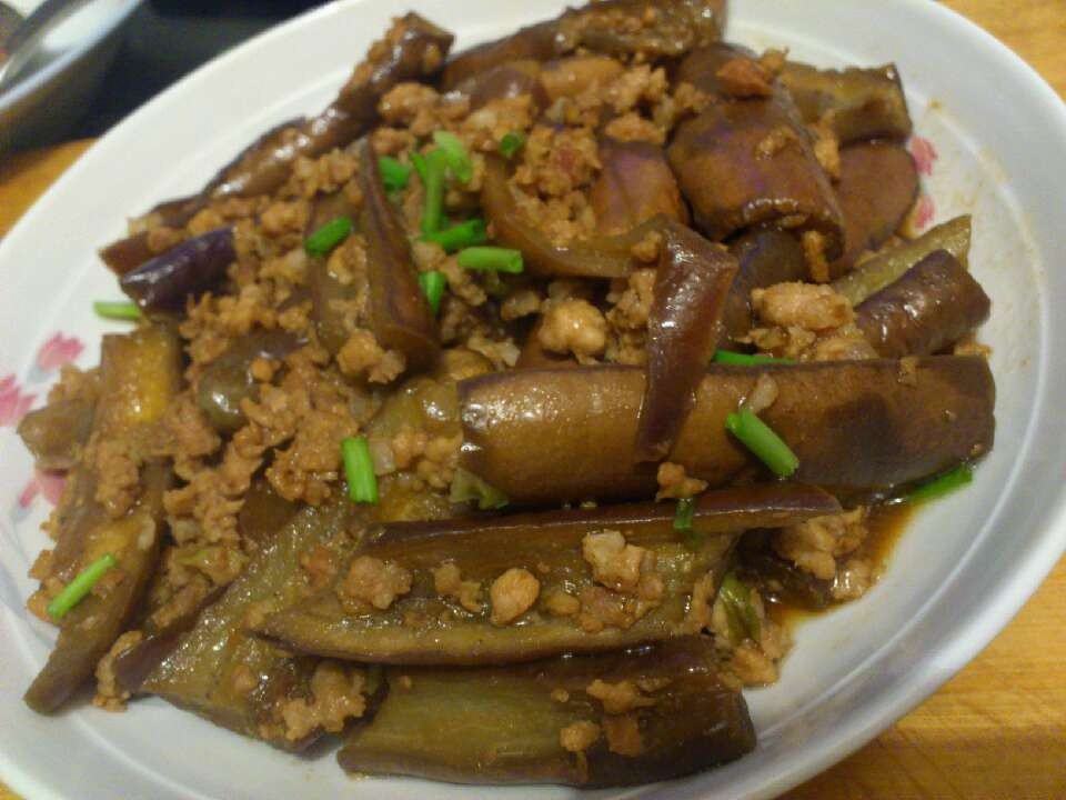 酱香肉末烧茄子