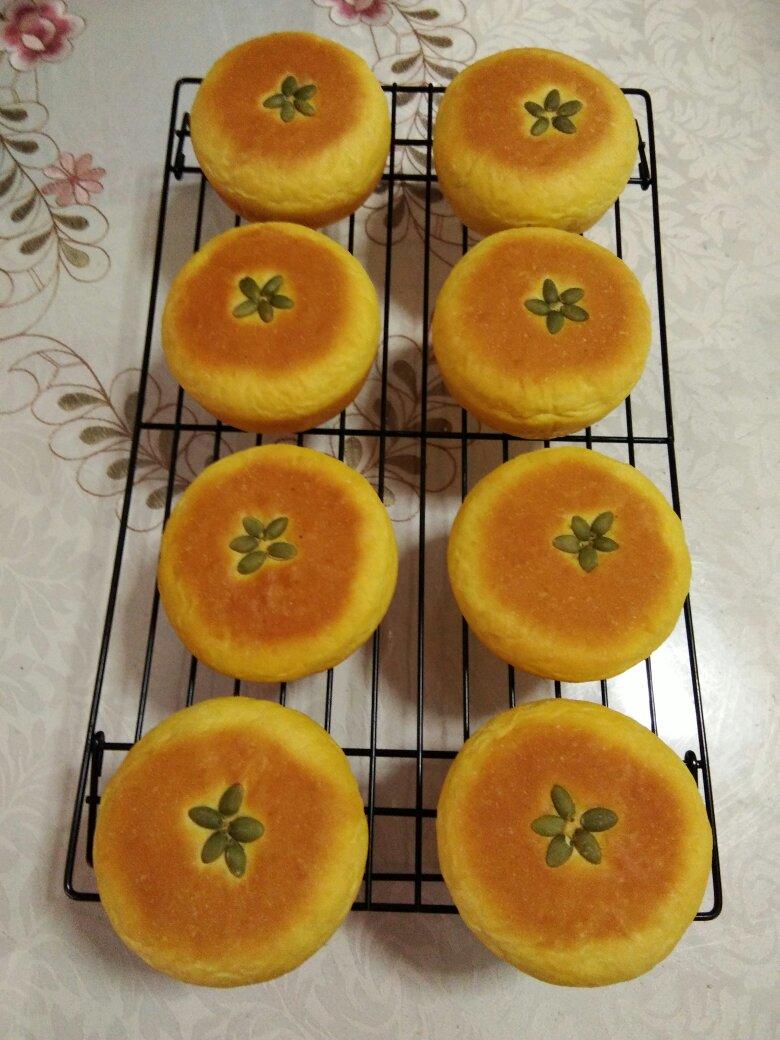 南瓜红豆包