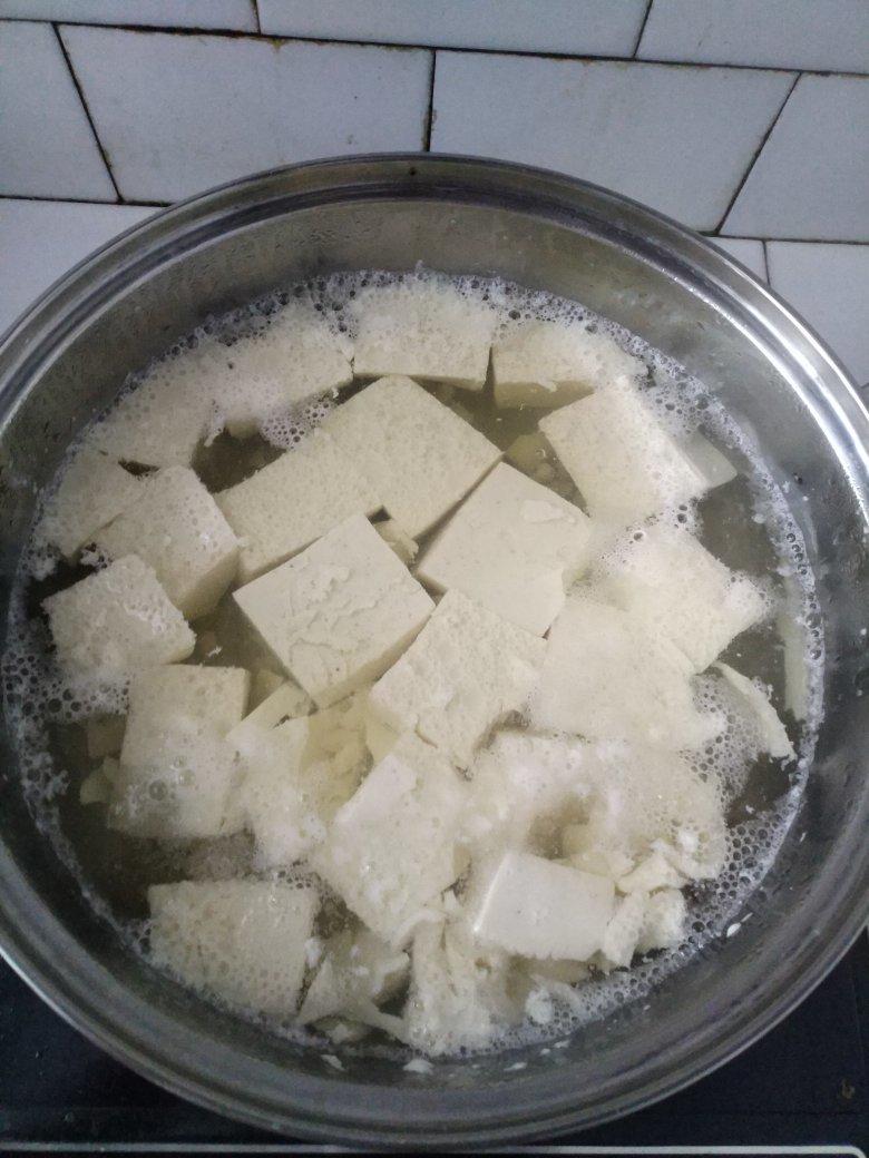 小付丫头做的石膏点豆花