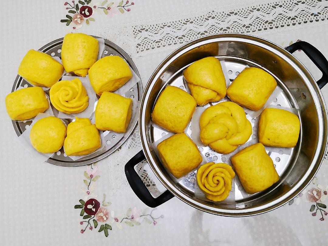 新手也可以--详解如何做出人见人爱、金黄的南瓜馒头