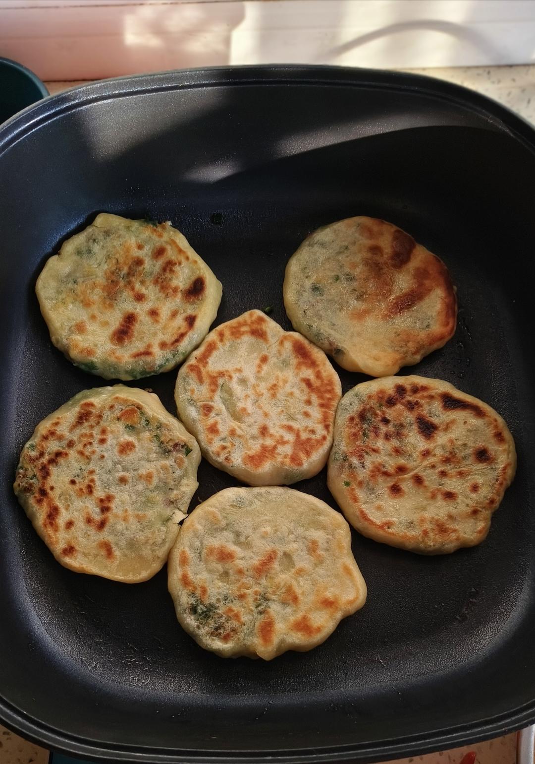 皮薄如纸的韭菜馅饼|免揉面法