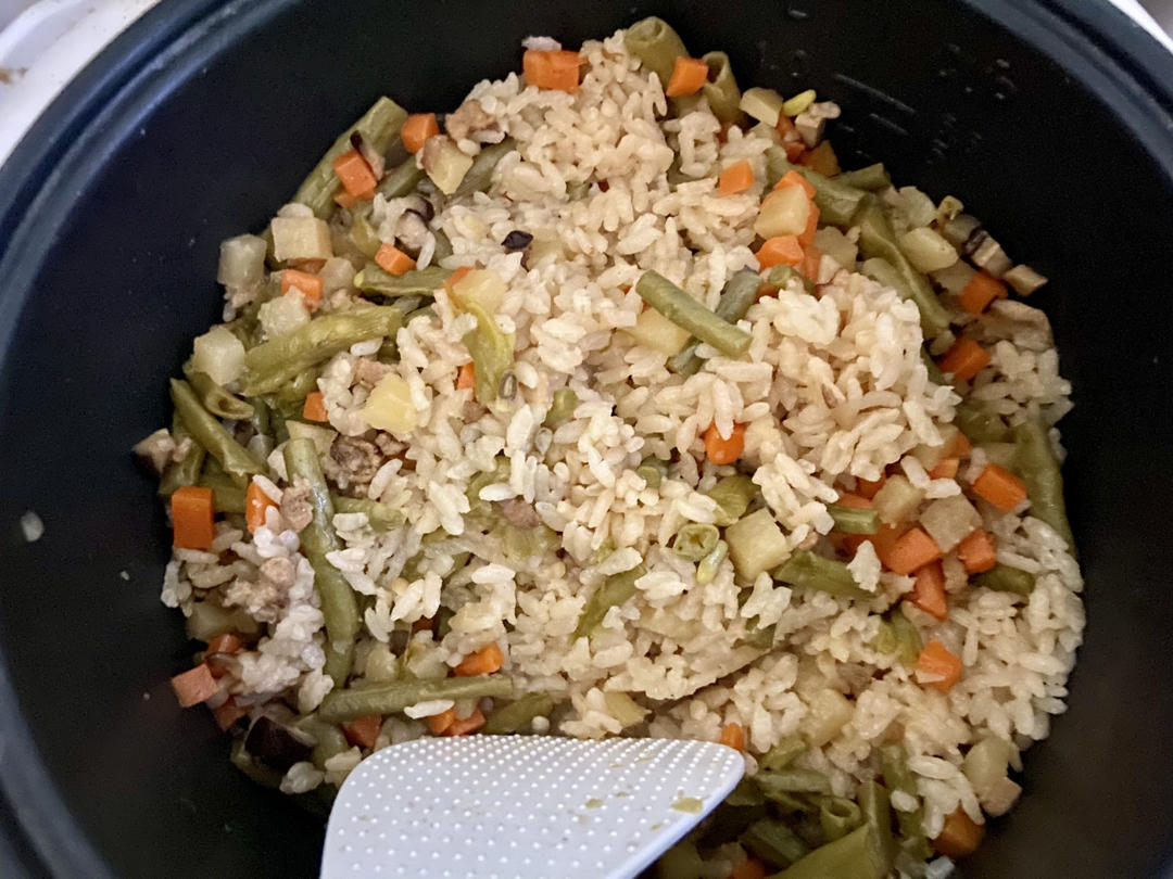 豆角焖饭