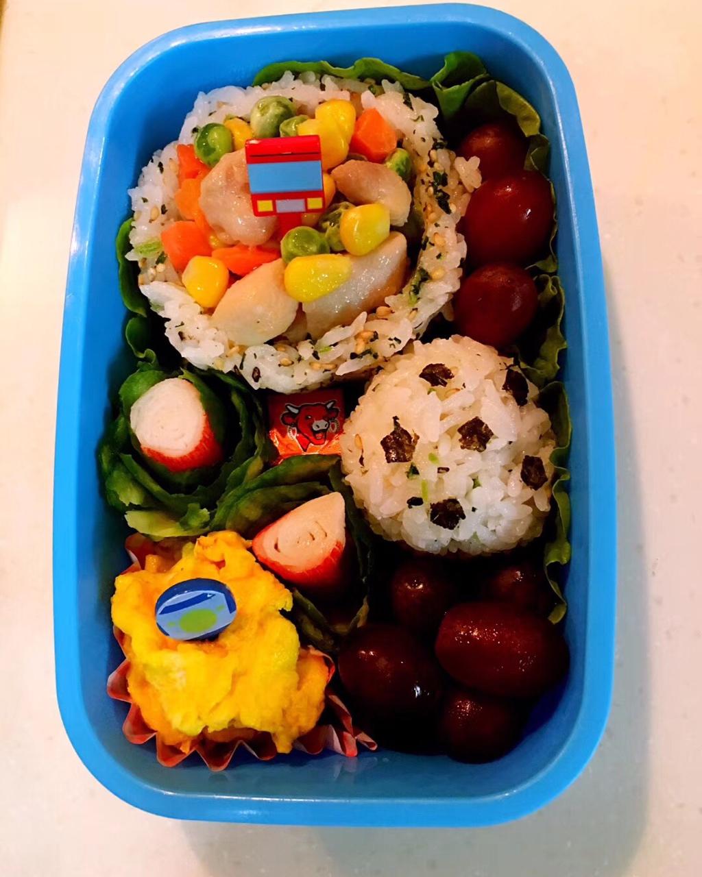 一成妈做的足球饭团