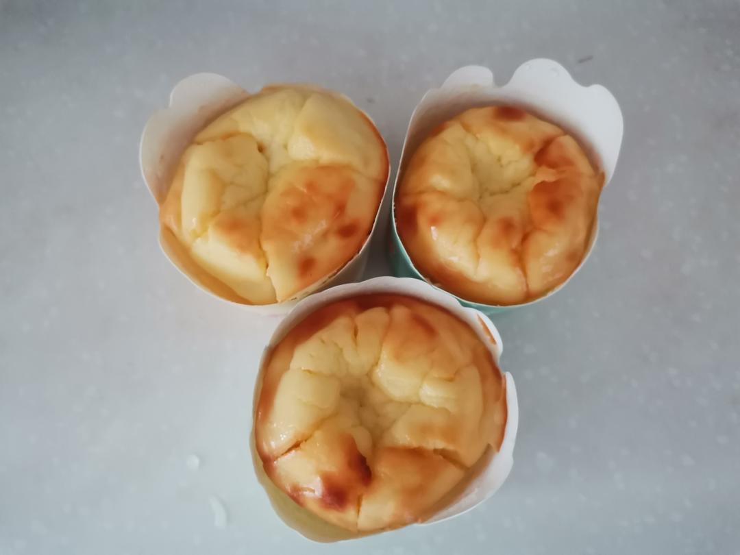 纸杯巴斯克芝士蛋糕（淡奶油/牛奶/酸奶/椰浆都可）