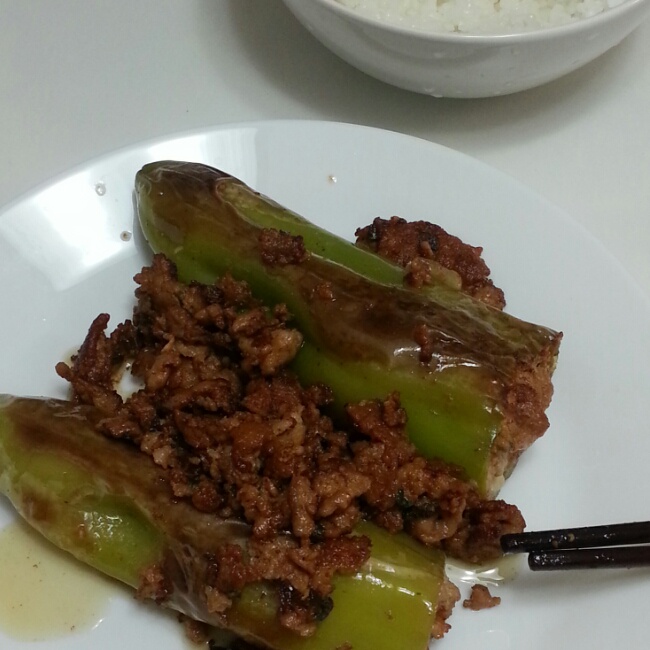 肉酿虎皮青椒