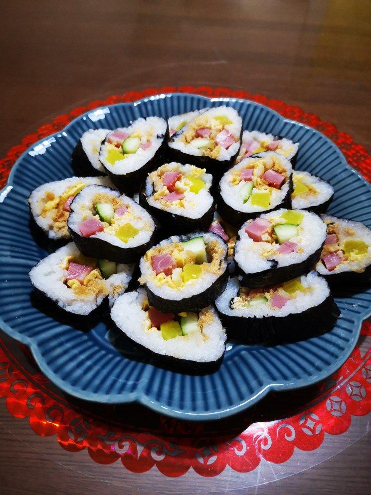 自制寿司（含寿司醋配方和超详细寿司卷法）