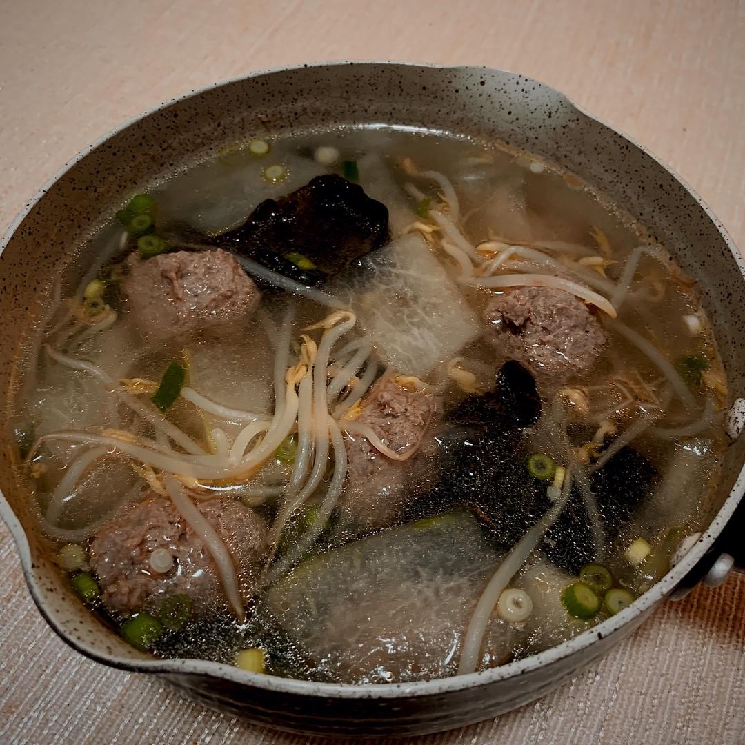 冬瓜双耳烩肉圆