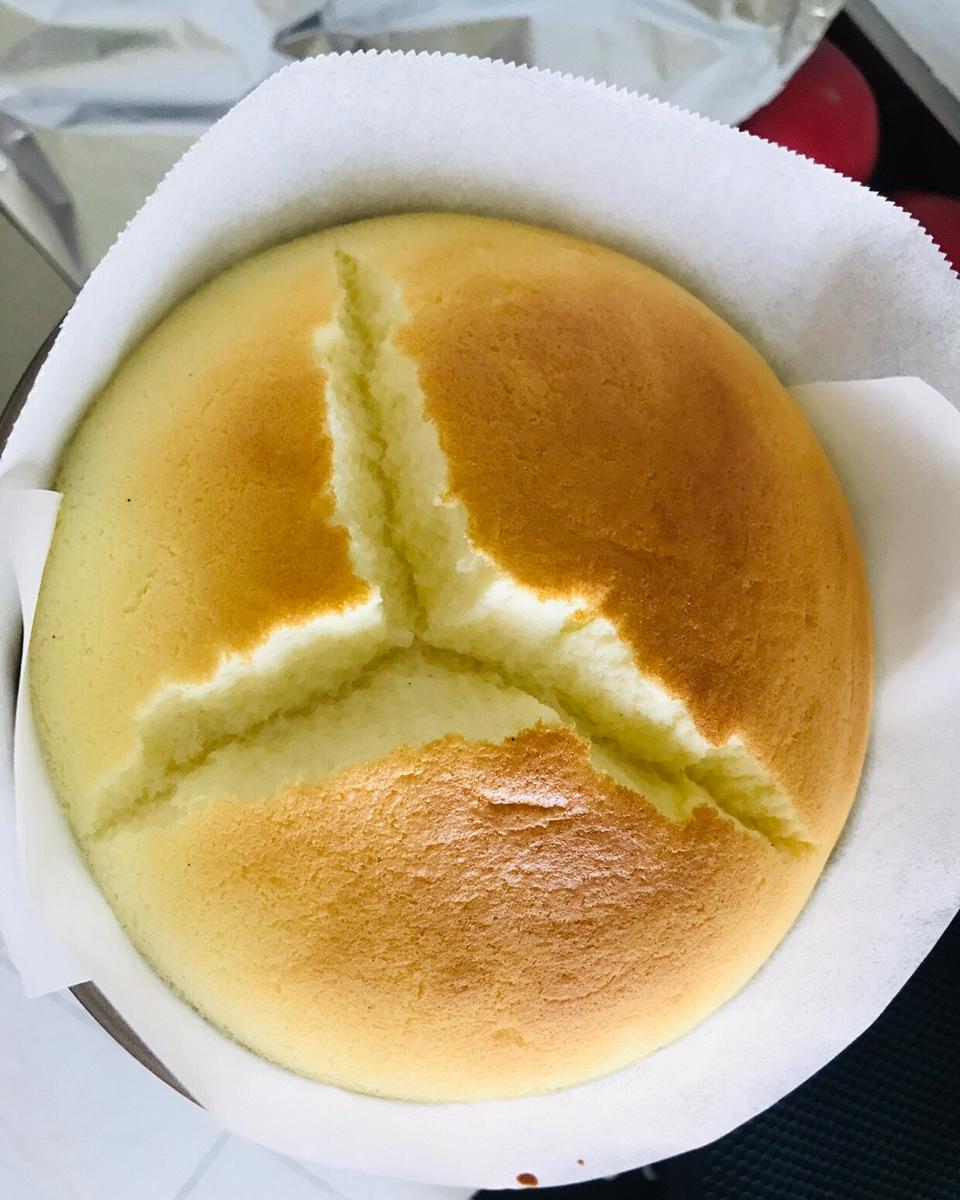 酸奶舒芙蕾蛋糕