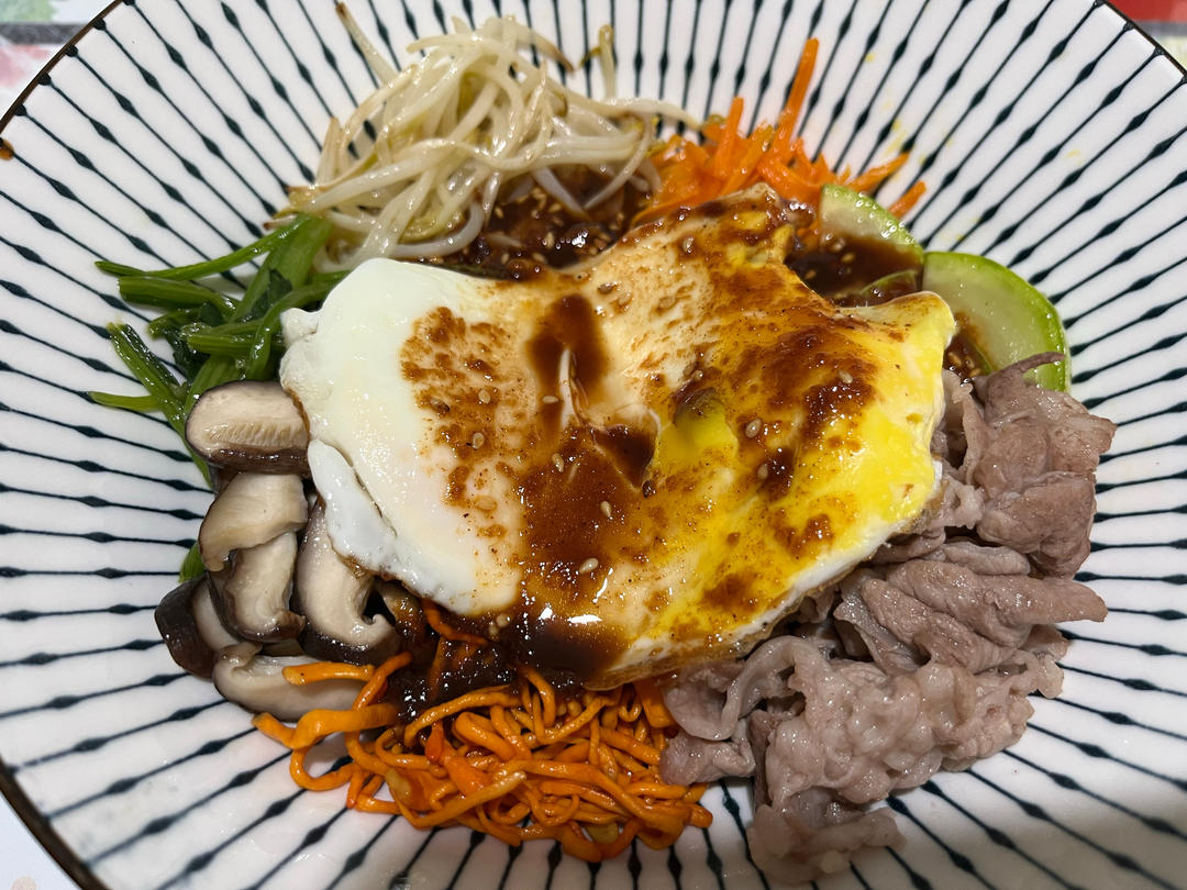 自制懒人韩式拌饭｜灵魂酱汁 好吃过瘾😋