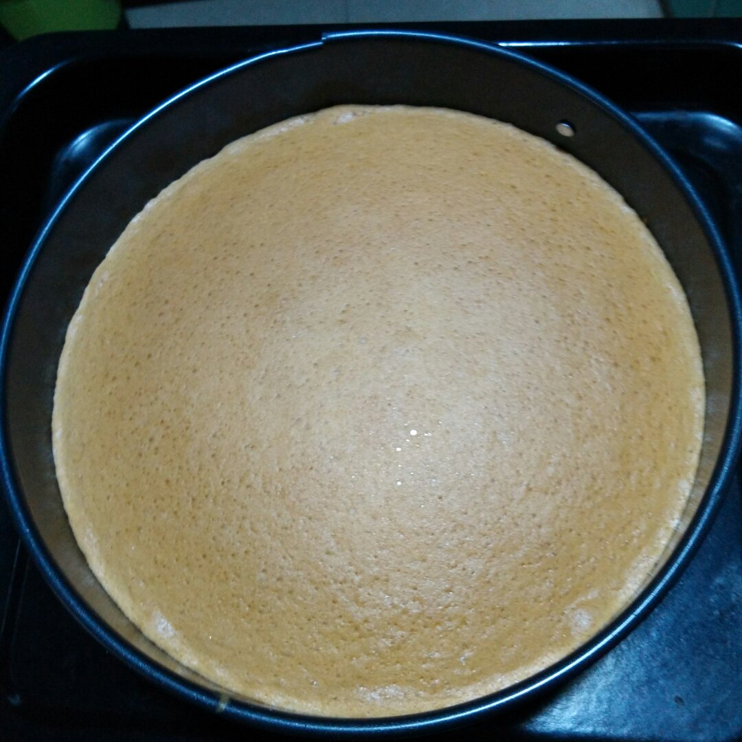 烤箱做蛋糕（戚风蛋糕的做法）