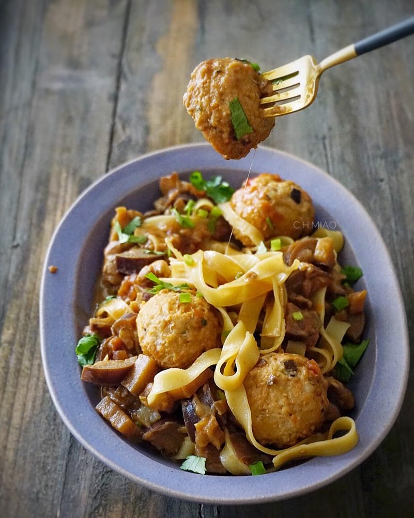 吃货喵330做的肉丸番茄拌面:层出不穷的新饮食法,到底听谁的?