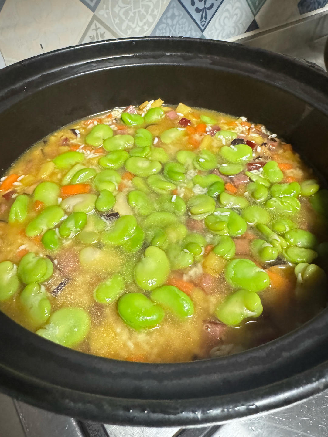 春日美食（春笋蚕豆腊肉焖饭）