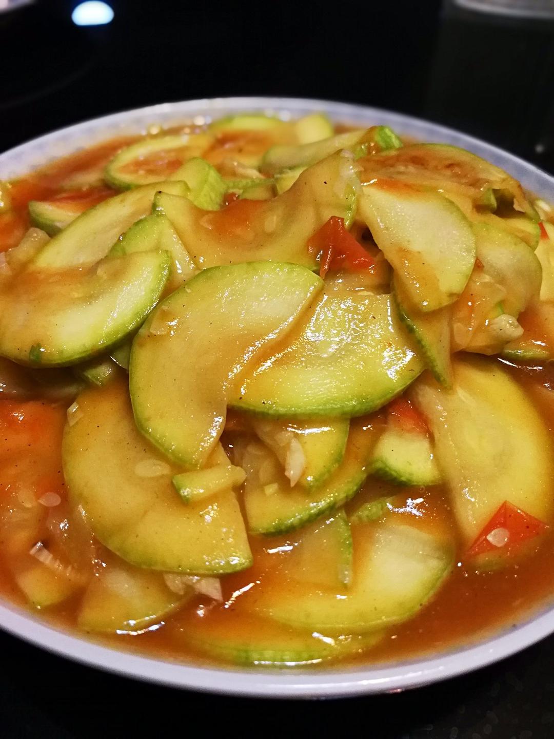 炒玩子做的醋溜西葫芦