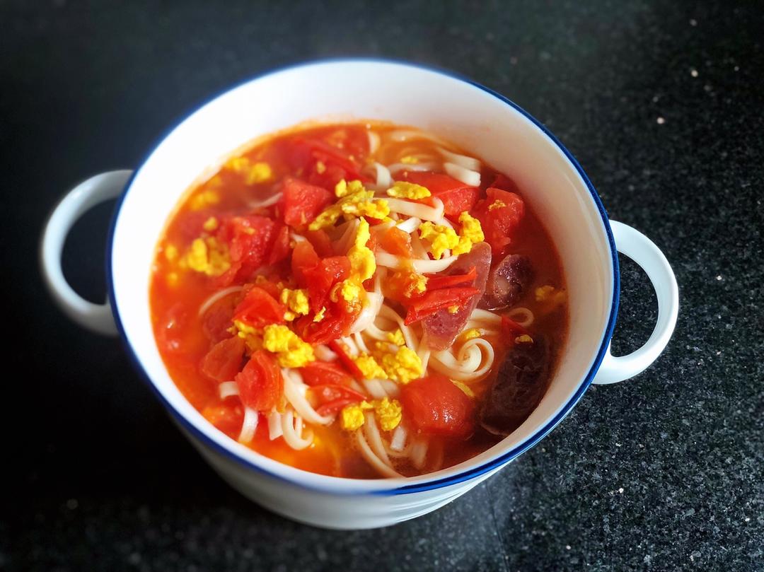好吃得差点舔锅底的 — 【蕃茄鸡蛋面】🍜