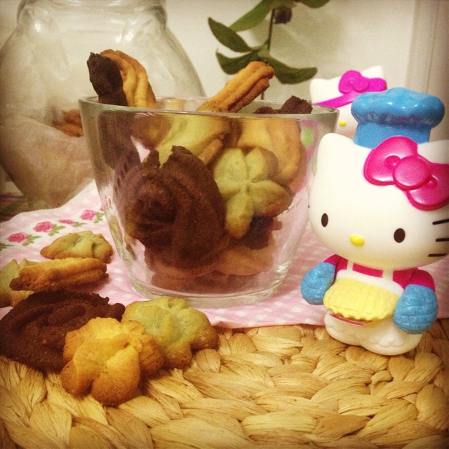 多种口味曲奇（香草、巧克力、抹茶）