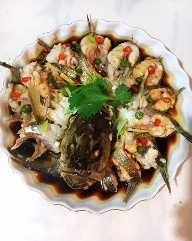 清蒸鲈鱼